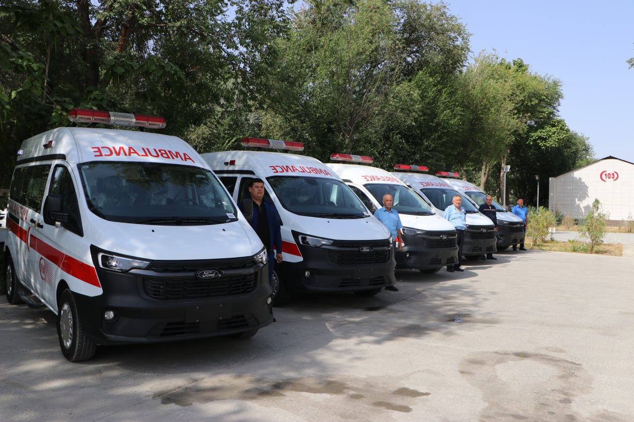 Тез медициналық жәрдем ушын заманагөй реанимобиль автотранспортлары тапсырылды