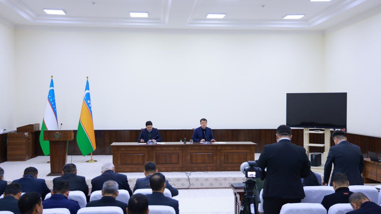 Bozataw rayonın sociallıq-ekonomikalıq jaqtan rawajlandırıw máseleleri kórip shıǵıldı