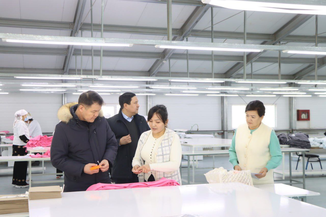 Bozataw rayonında xalıqtıń turmıs jaǵdayın jaqsılaw baǵdarında ámelge asırılıp atırǵan jumıslar úyrenildi