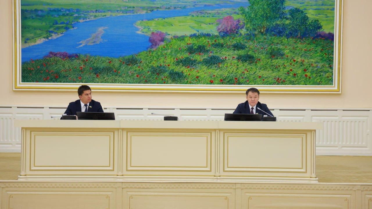 Qaraqalpaqstan Respublikası Joqarǵı Keńesiniń on birinshi sessiyası haqqında málimleme