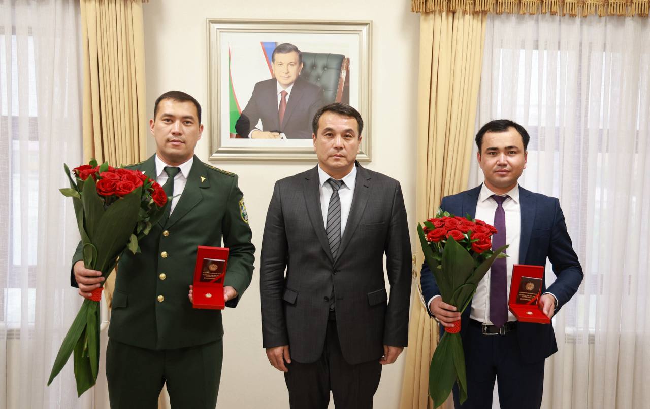 «Ózbekstan belgisi» kókirek belgileri óz ielerine tapsırıldı