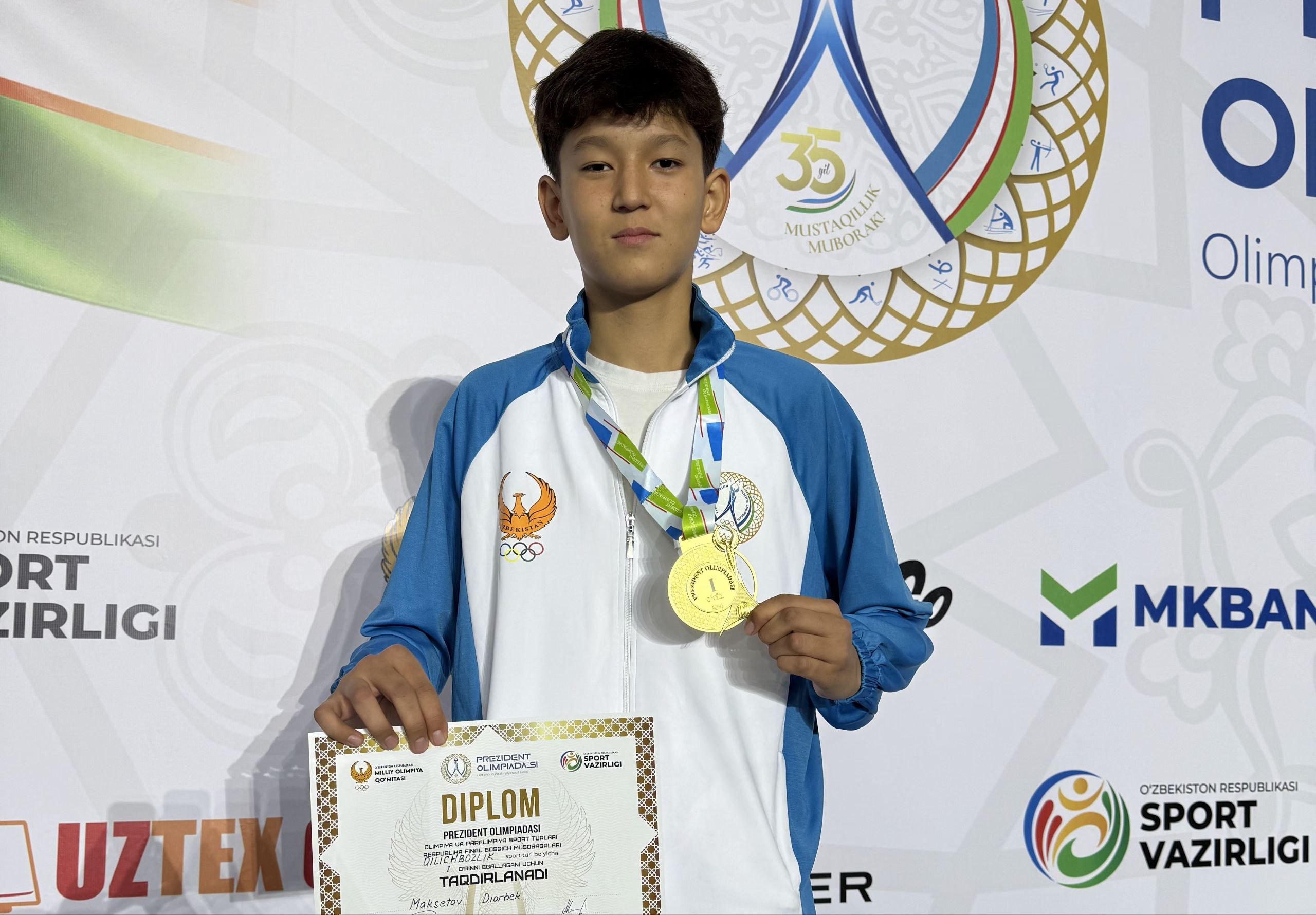 Prezident Olimpiadasında dáslepki medallar qolǵa kirgizildi