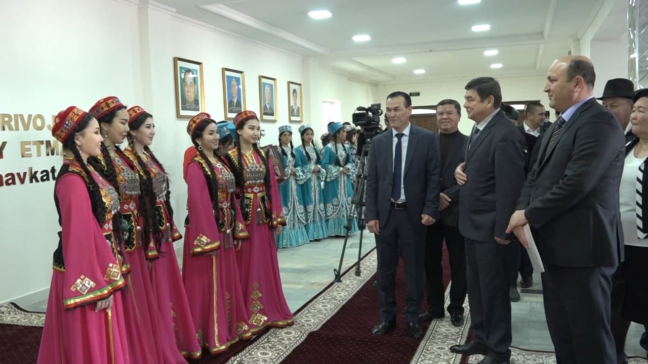 ҚАРАҚАЛПАҚСТАН РЕСПУБЛИКАСЫ ЖОҚАРҒЫ КЕҢЕСИНИҢ БАСЛЫҒЫ БЕРУНИЙ РАЙОНЫНДА ЖАСЛАР МЕНЕН УШЫРАСЫЎ ӨТКЕРДИ