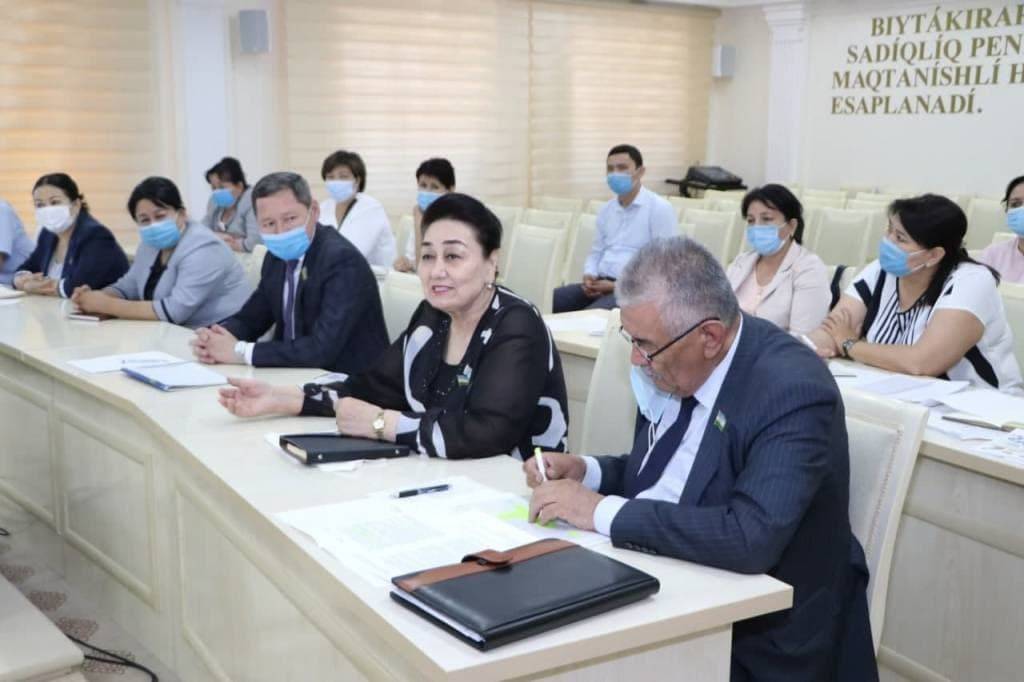Обсуждены проблемы женщин Каракалпакстана
