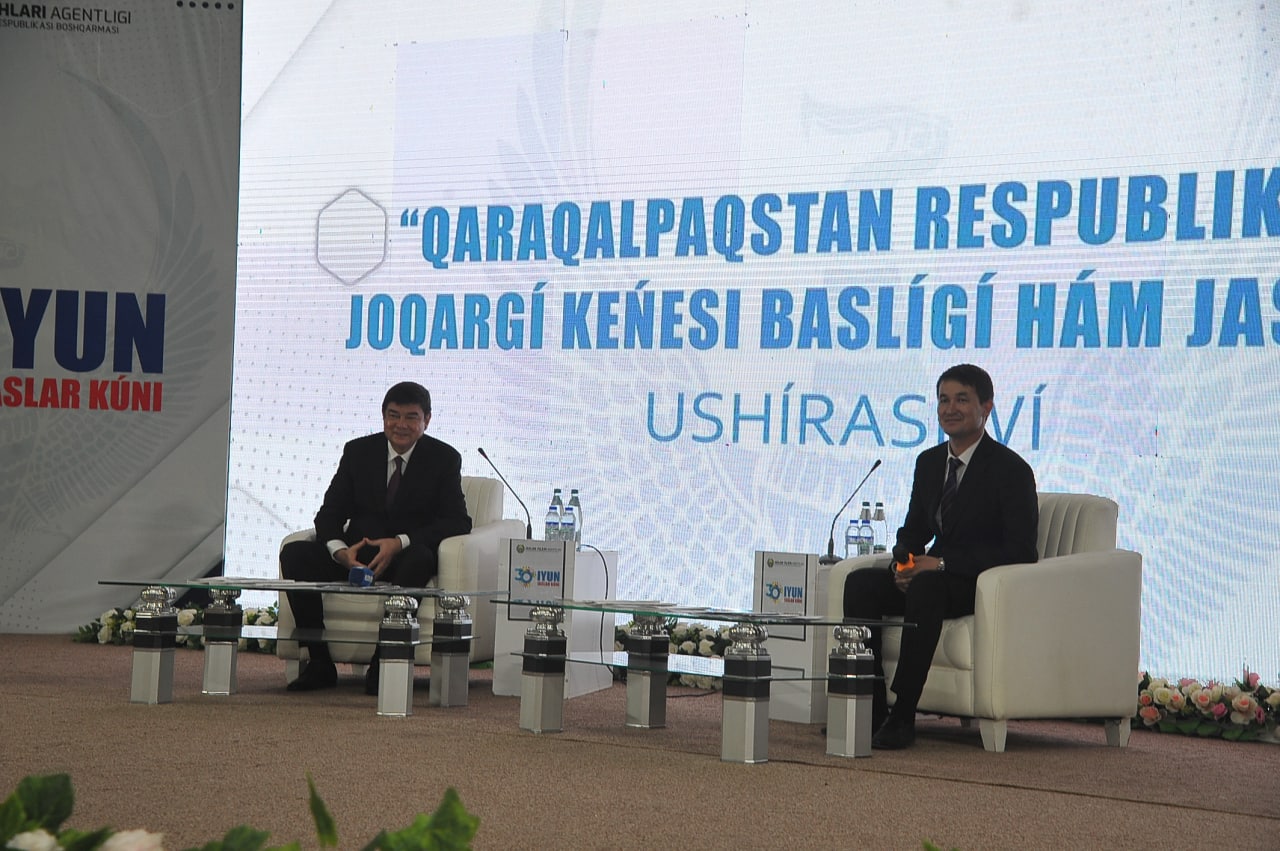 Жоқарғы Кеңес Баслығының жаслар менен ушырасыўы