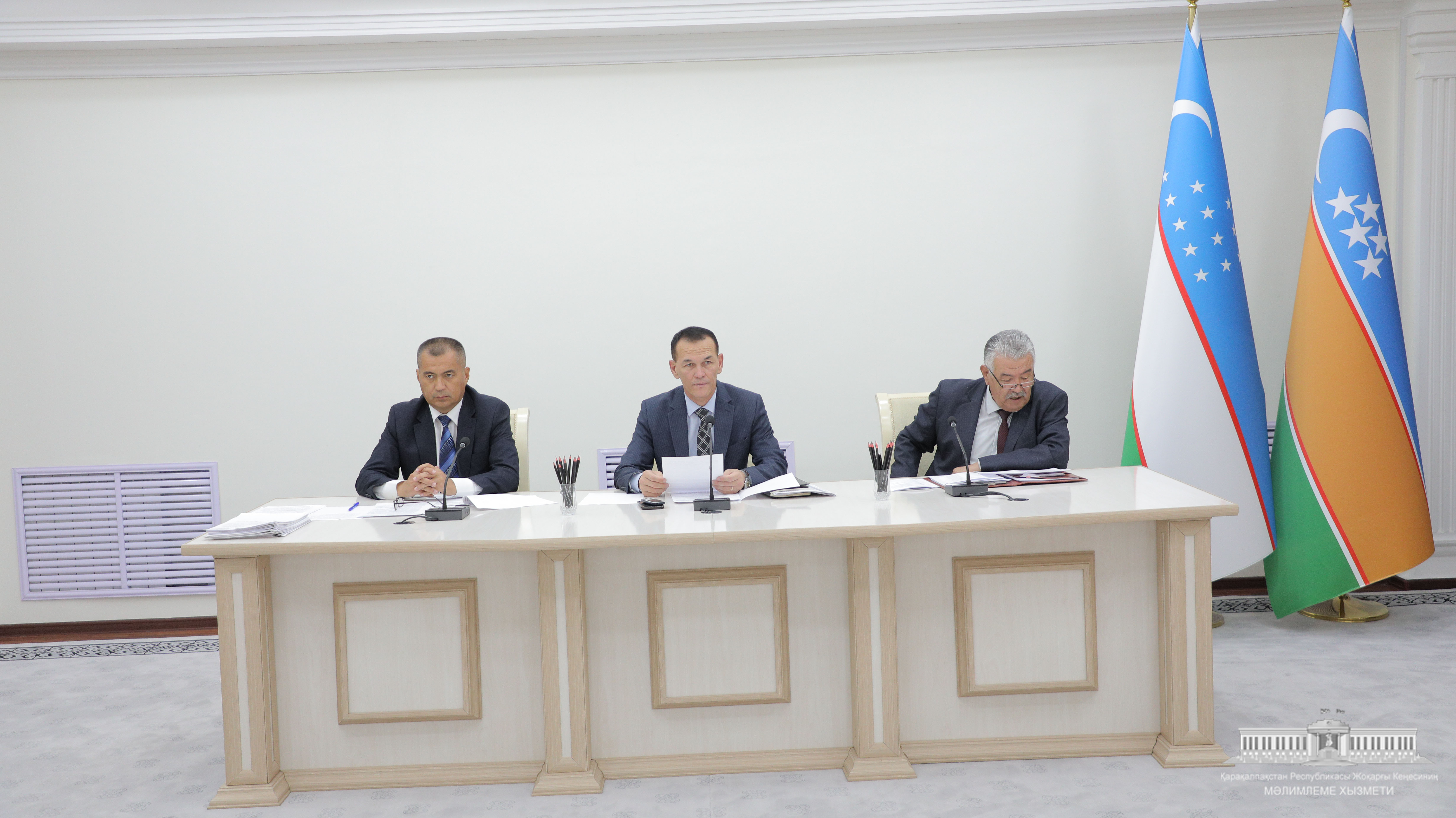 Mámleketlik grantlar boyınsha qabıl etilgen joybarlar komissiya májilisinde kórip shıǵıldı