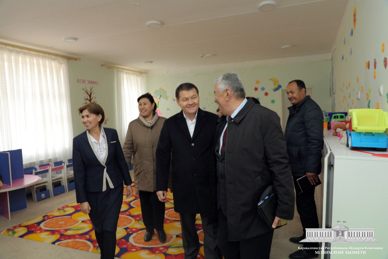Qaraqalpaqstan Respublikası Joqarǵı Keńesiniń Baslıǵı respublikamızdıń eń shetki aymaǵı bolǵan Qaraqalpaqstan posyolkası puqaraları menen ushırastı