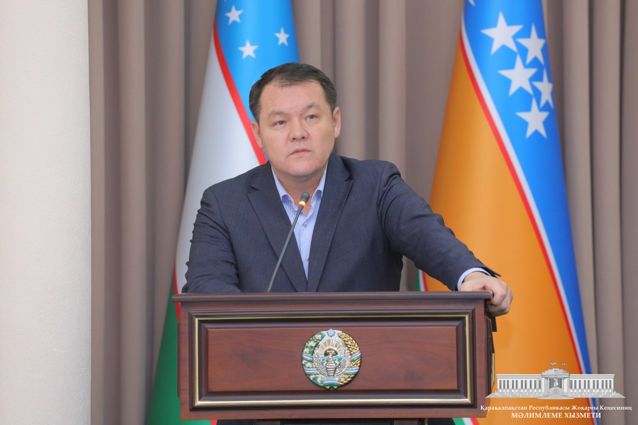 Qaraqalpaqstan Respublikası Joqarǵı Keńesiniń Baslıǵı Amanbay Orınbaev Ámiwdárya rayonında boldı