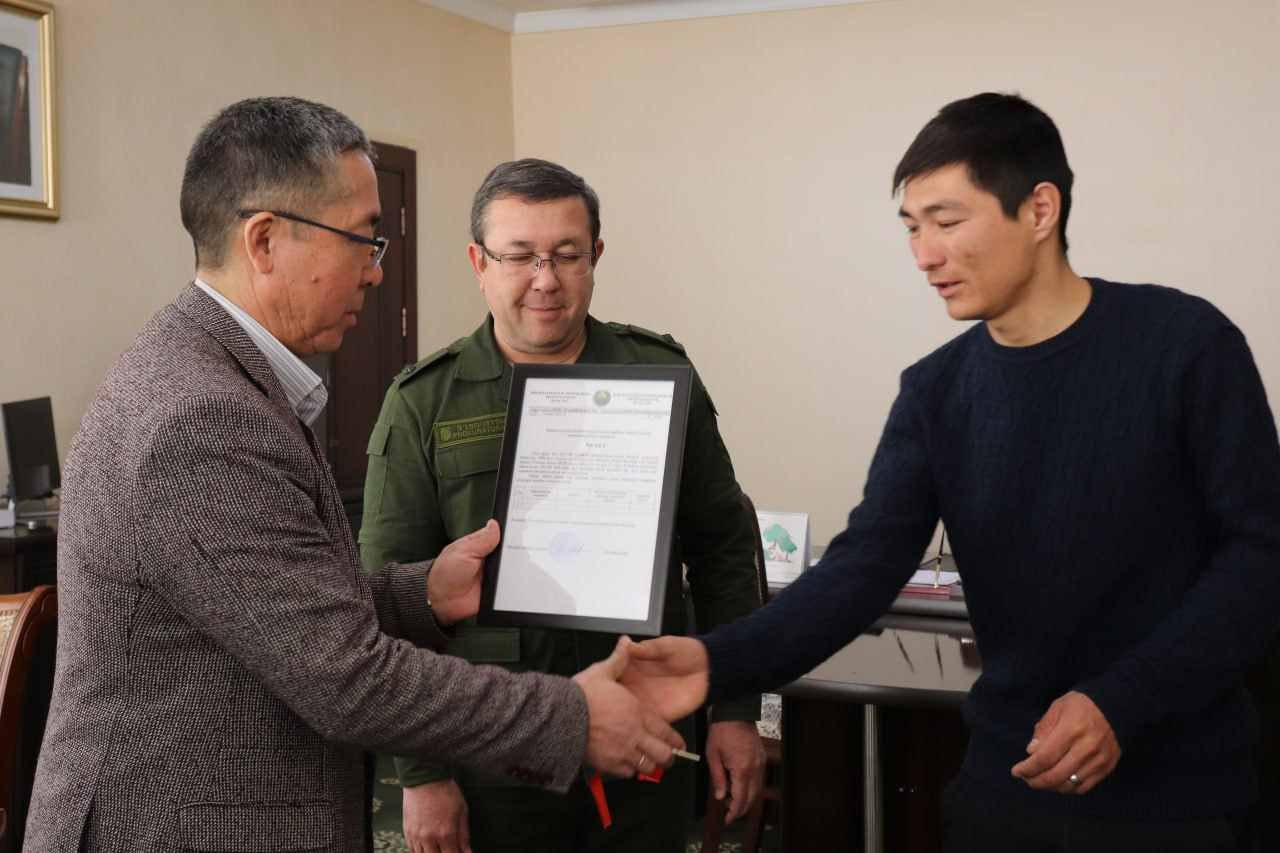Kegeyli tumanida 8 nafar yosh yangi turar joyga ega bo'ldi