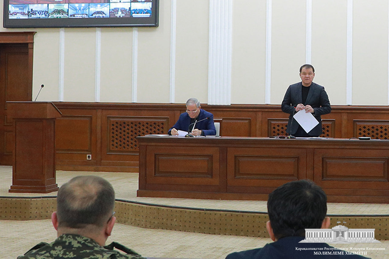 Joqarǵı Keńes Baslıǵı basshılıǵında xalıqqa múnásip turmıs sharayatların jaratıw hám máhálleleler infrastrukturasın jaqsılaw baǵdarında ámelge asırılıwı tiyis wazıypalar belgilep alındı