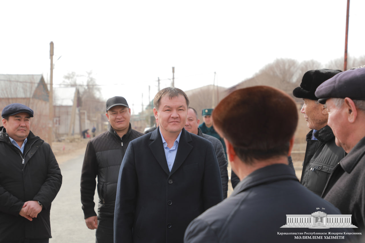 Joqarǵı Keńes Baslıǵı Nókis qalasında ámelge asırılıp atırǵan jumıslardı barıp kórdi