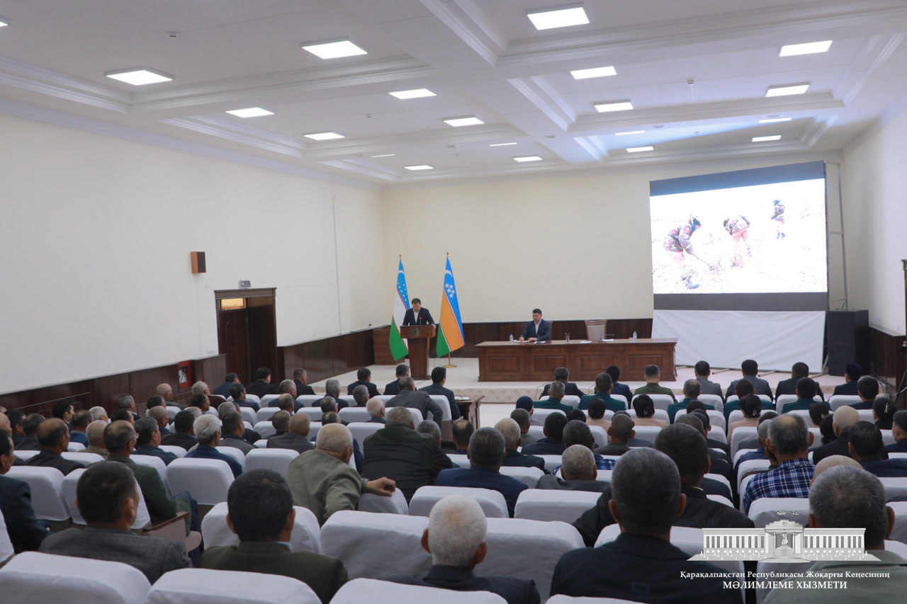 Bar bolǵan mashqalalardıń sheshimin tabıw boyınsha kóshe biyleri menen jaqınnan pikirlesildi