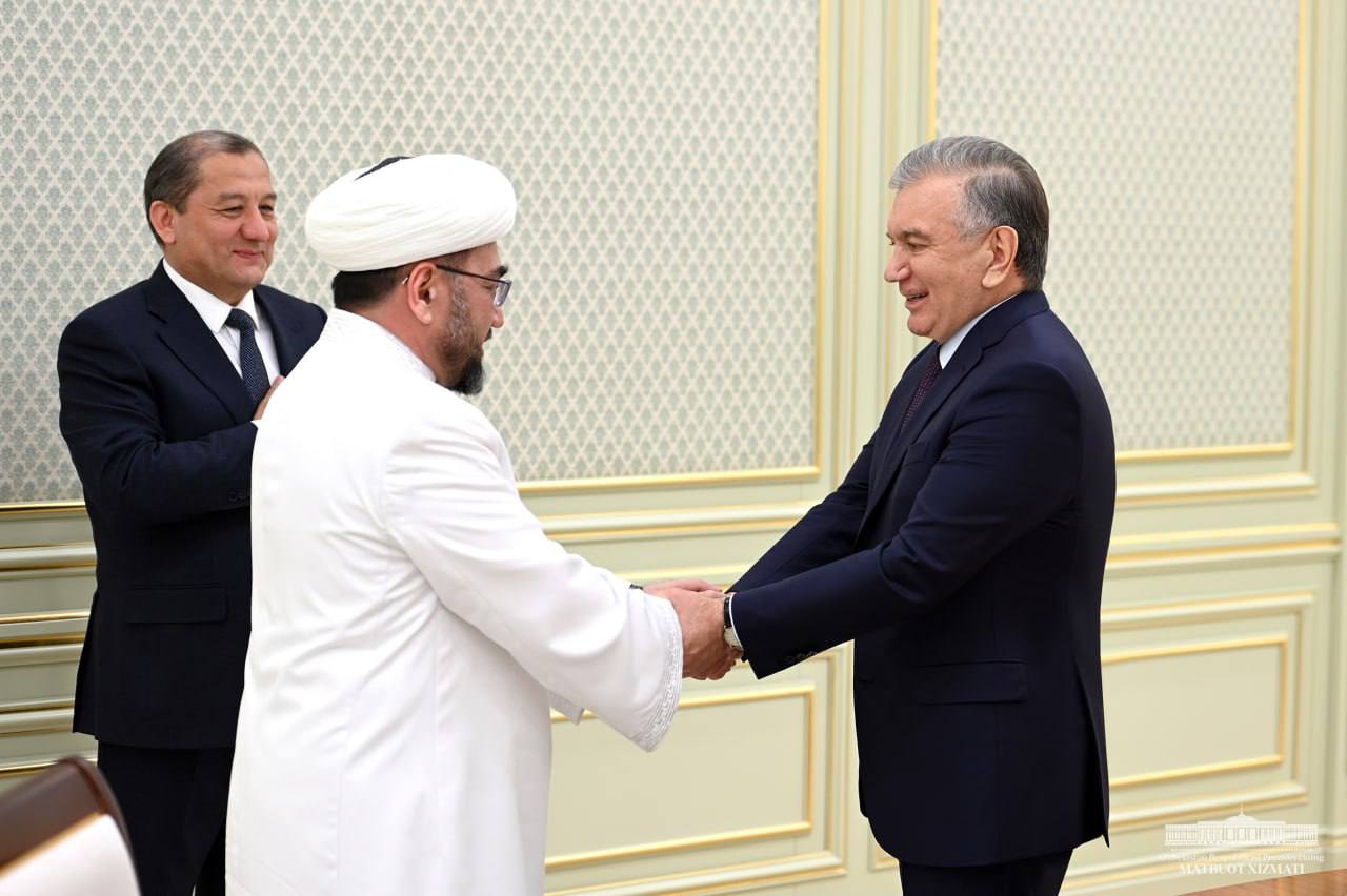 Bıyılǵı Oraza ayında Qaraqalpaqstannan 100 adam mámleket esabınan Umra ziyaratına jiberildi