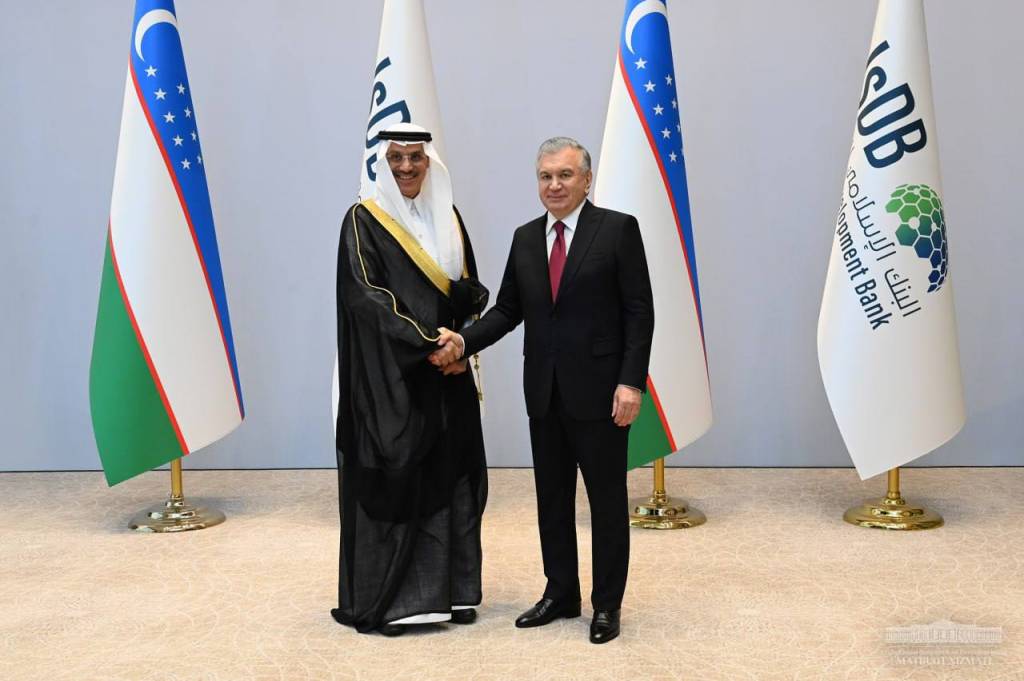 O'zbekiston Prezidenti ITB bilan yangi sheriklik dasturini birgalikda amalga oshirish muhimligini qayd etdi