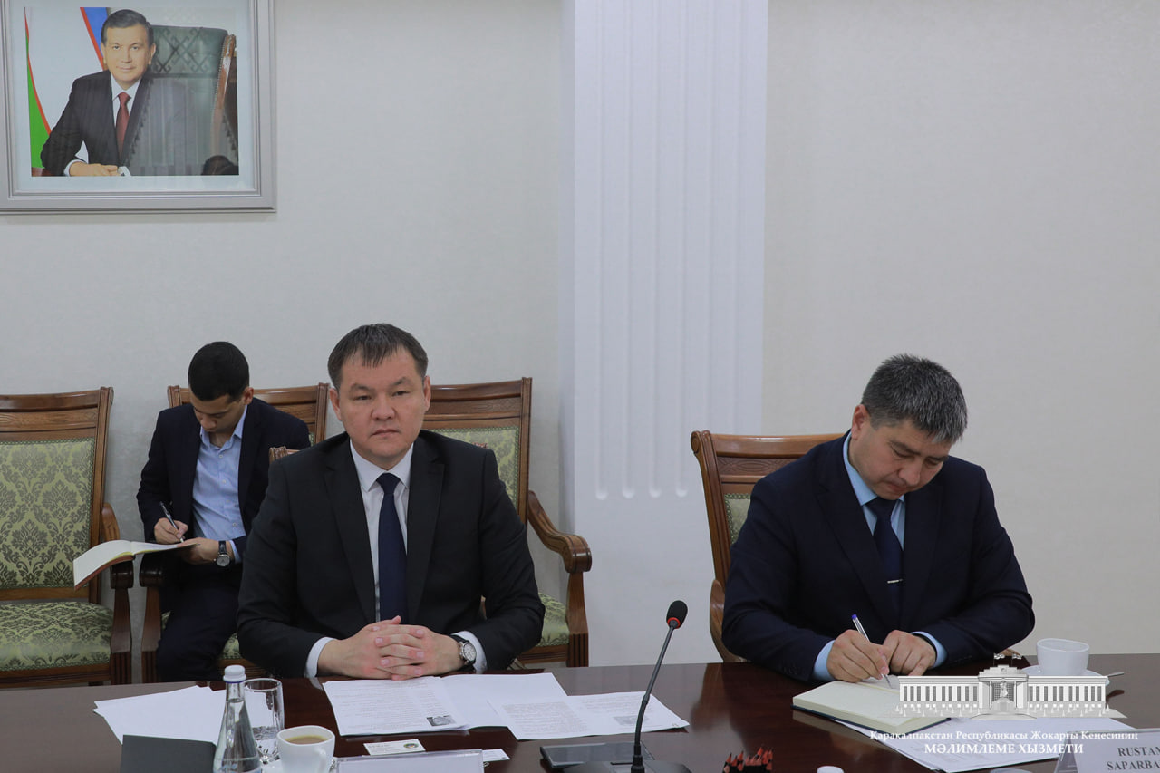 Joqarǵı Keńes Baslıǵı Franciya mámleketiniń Ózbekstandaǵı ayrıqsha hám tolıq huqıqlı elshisi menen ushırastı