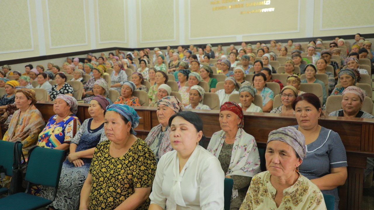 Hayal-qızlarǵa jaratılǵan imkaniyatlar keń túrde atap ótildi