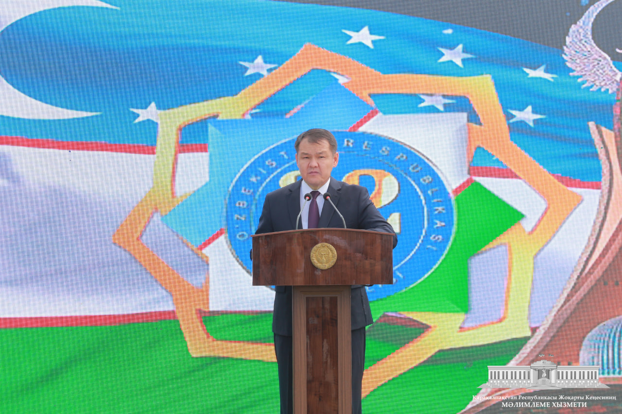 Alıs «Kerder» awılında bayram saltanatı kóterińki ruwxta ótkerildi