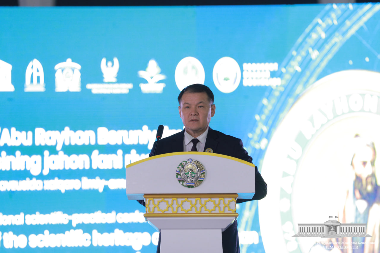 Ullı oyshıl babamızdıń yubileyine arnalǵan ilajlar sheńberinde Beruniy rayonındaǵı oraylıq amfiteatrda koncert baǵdarlaması bolıp ótti