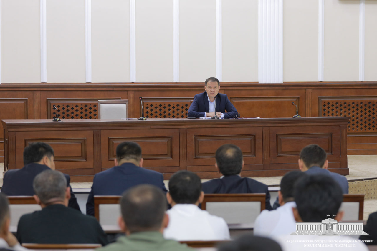 Joqarǵı Keńes Baslıǵı isbilermenlerdiń mashqalaların tıńladı