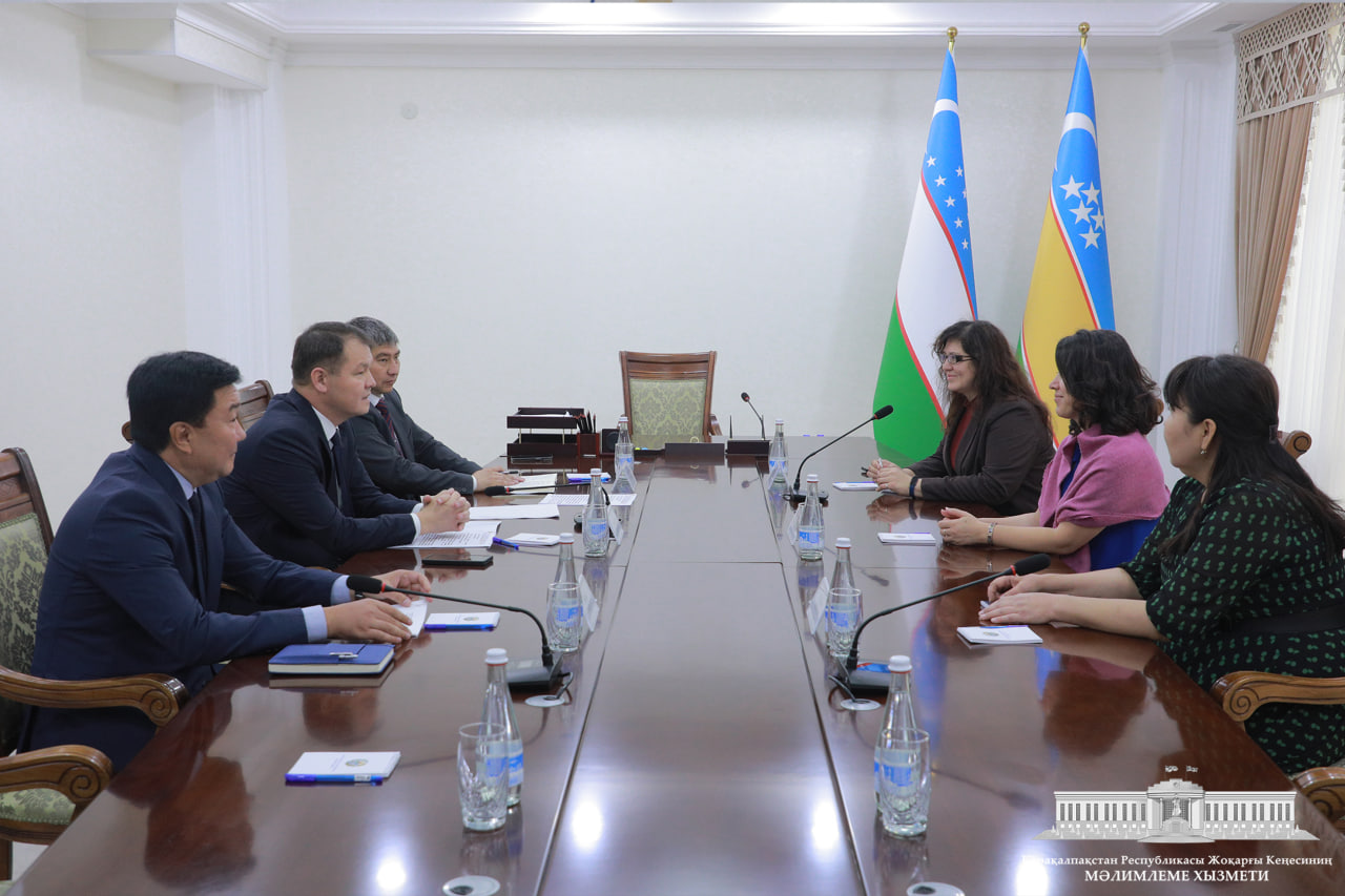 Qaraqalpaqstan Respublikası Joqarǵı Keńesiniń Baslıǵı Amanbay Orınbaev YuNESKOnıń Ózbekstandaǵı turaqlı wákili Sara Noshadi menen ushırastı