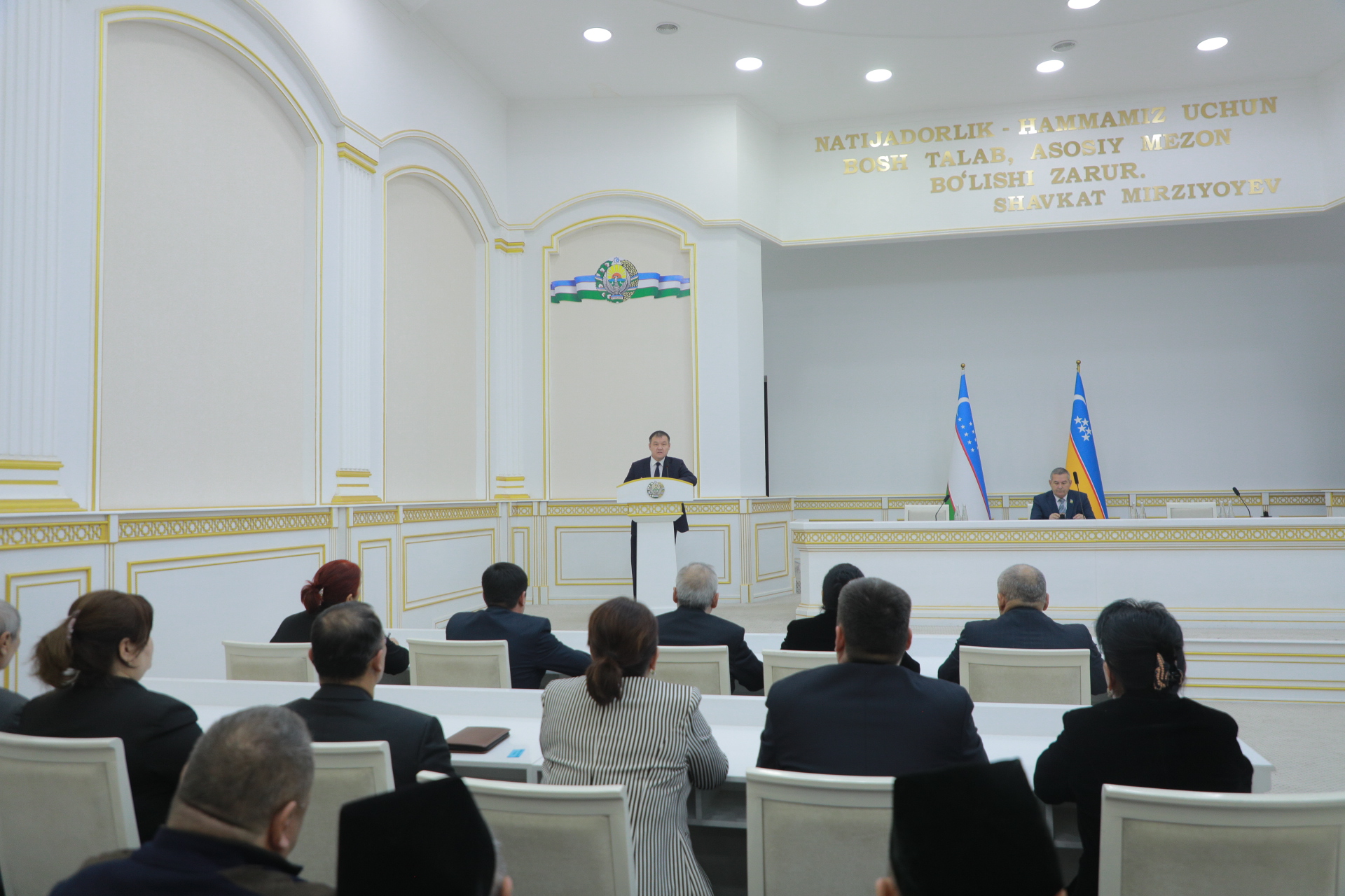 Beruniy rayonında shólkemlestiriw máselelerine arnalǵan gezeksiz jetpis jetinshi sessiya baslandı