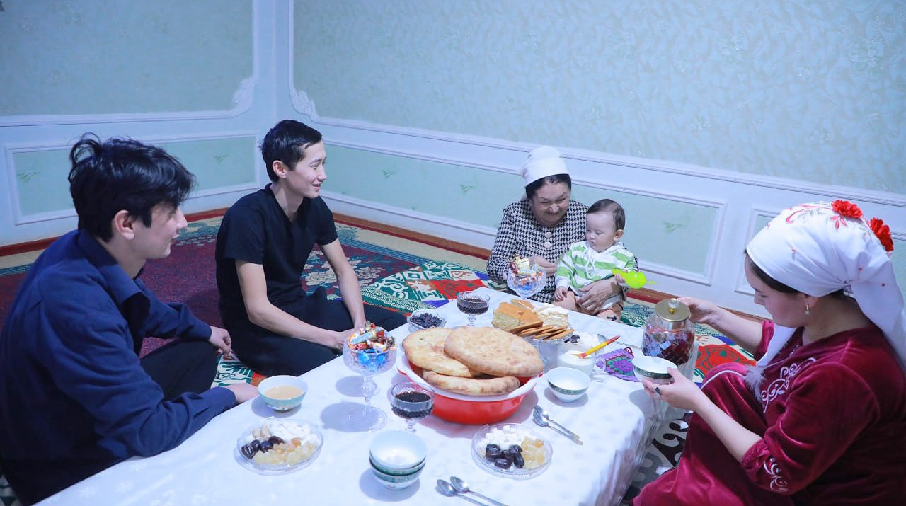 Саҳрадағы пидәкер аўыл ақсақалы