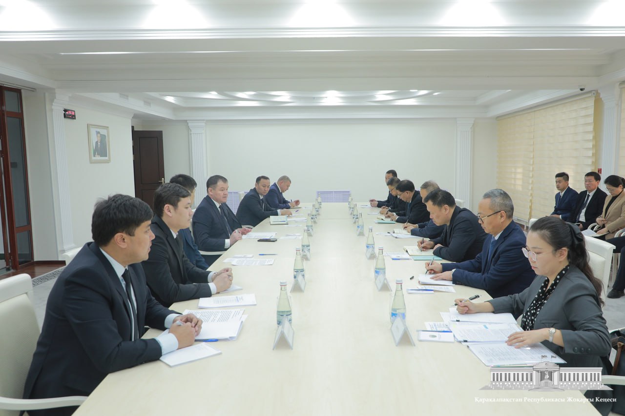 Еки тәреплеме бирге ислесиўди кеңейтиў мәселелери талқыланды