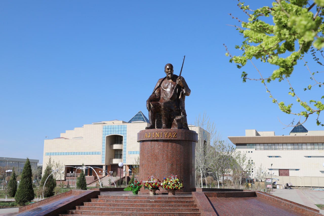 Әжинияз Қосыбай улының естелигине ҳүрмет көрсетилди