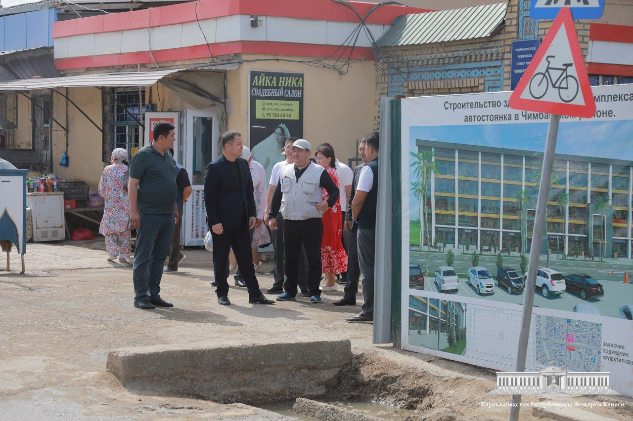 Жоқарғы Кеңес Баслығы Шымбай дийқан базарында әмелге асырылып атырған жумысларды барып көрди