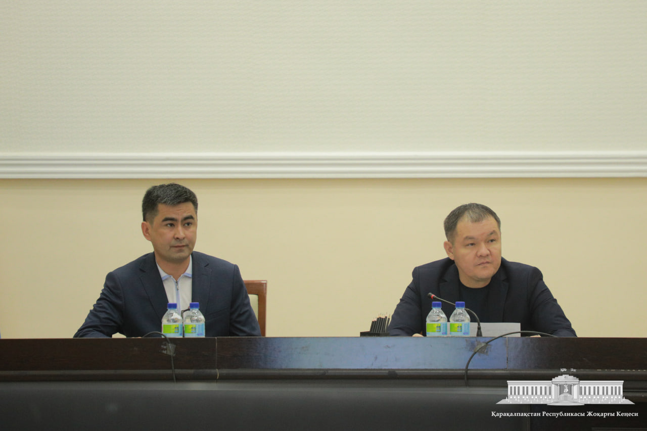 Жоқарғы Кеңес Баслығы Шымбай районынан өзи аталыққа алған жаслар менен ушырасты ҳәм бир қатар жәрдемлер көрсетилди