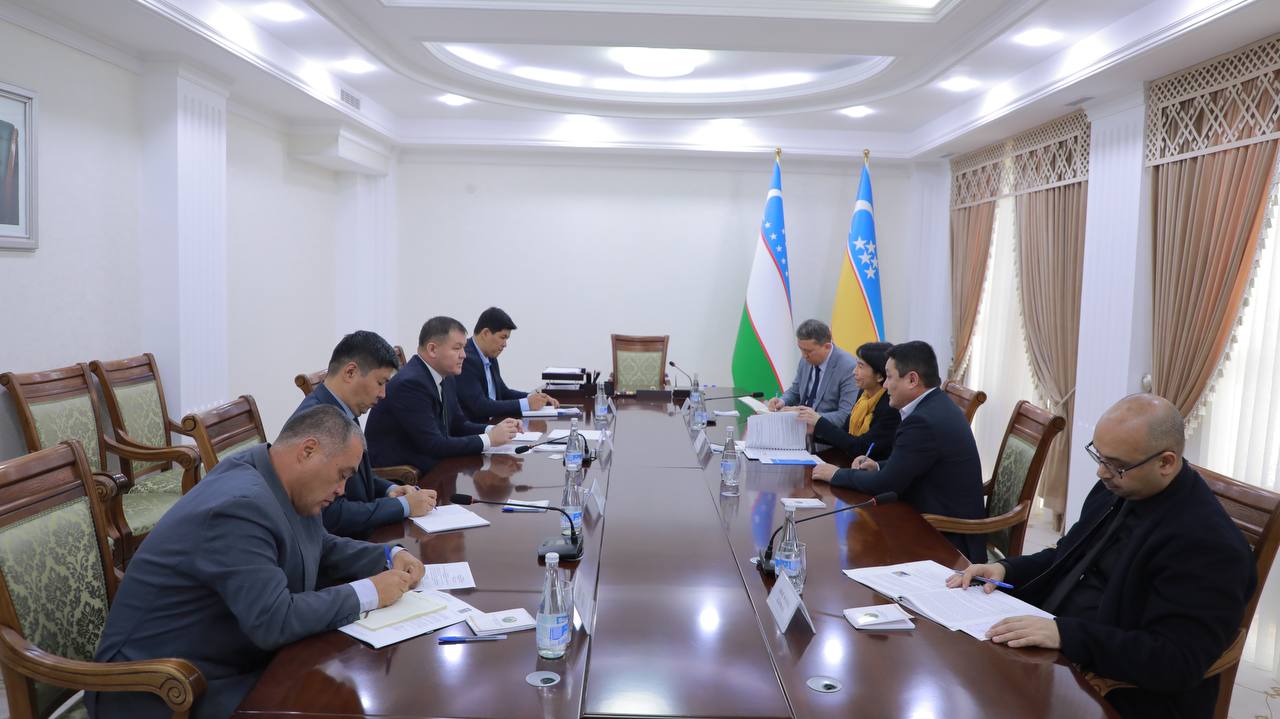 Joqarǵı Keńes Baslıǵı BMSh Rawajlanıw Baǵdarlaması wákillerin qabılladı