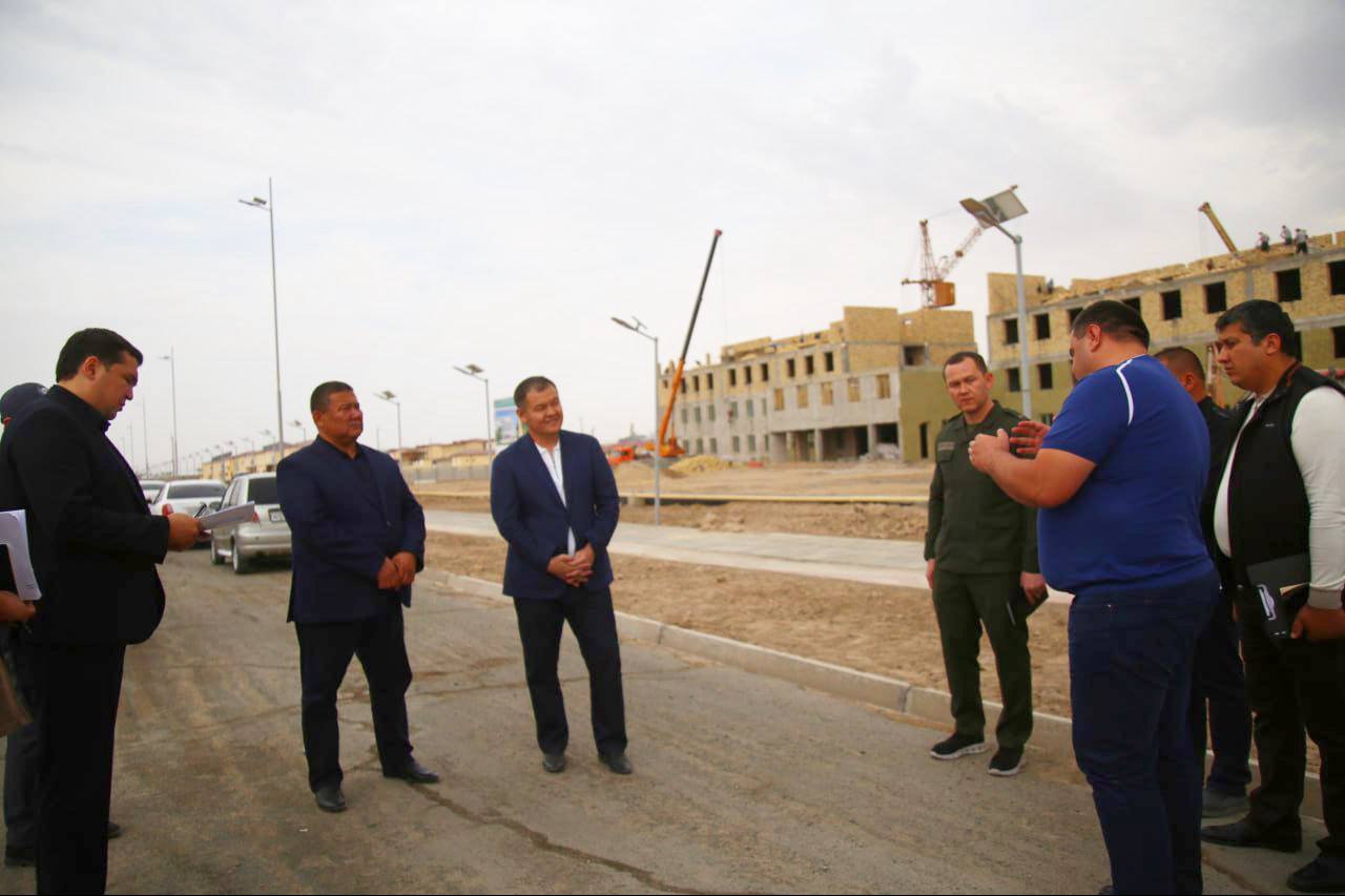 Жоқарғы Кеңес Баслығы Төрткүл районында халыққа қолайлы шараятлар жаратыў бағдарында әмелге асырылып атырған жумыслар менен танысты