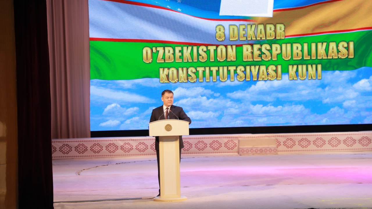Өзбекстан Республикасы Конституциясы қабыл етилгениниң 32 жыллығы кең түрде белгиленди